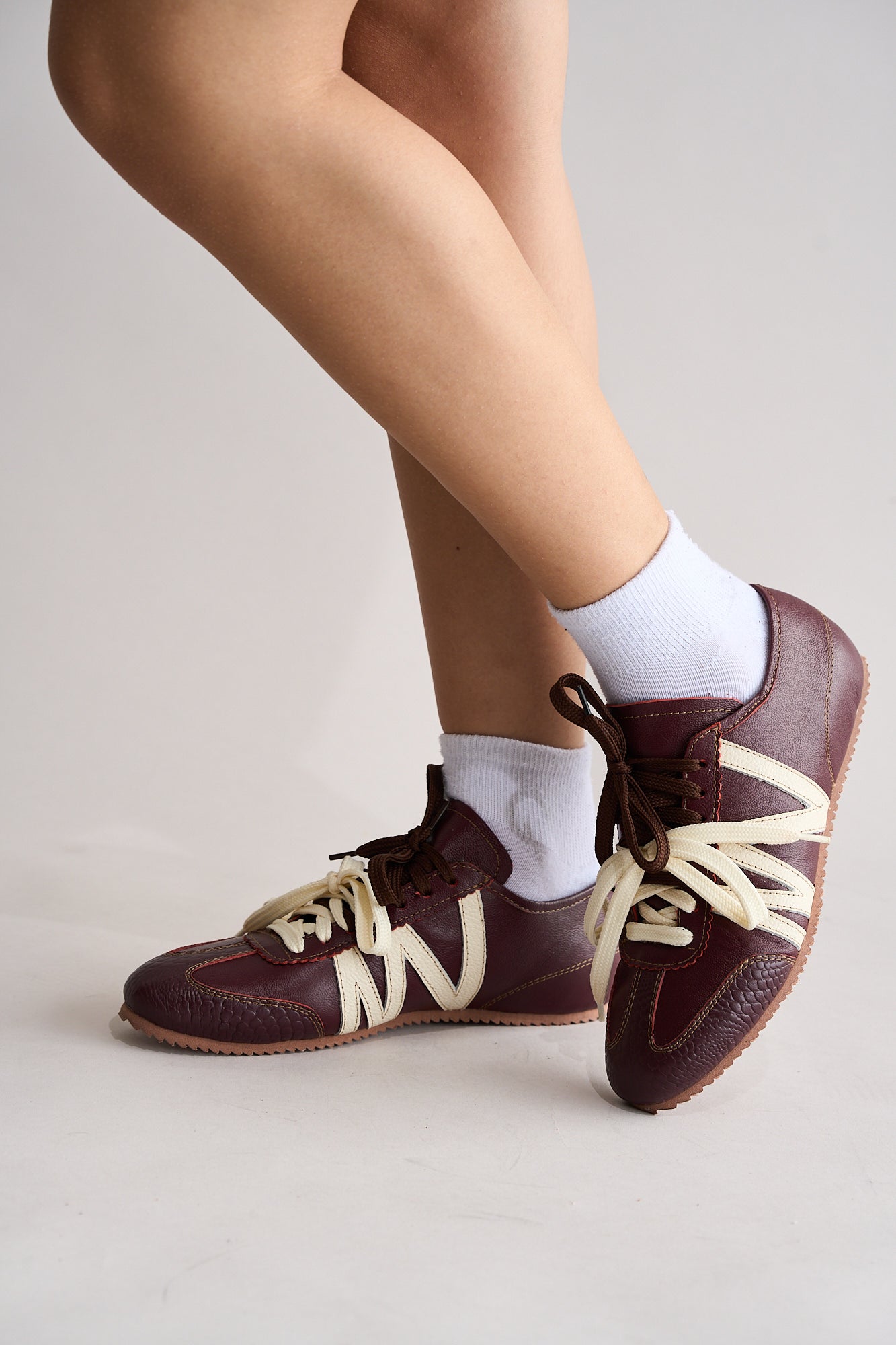 Tenis Legado Vino Tinto