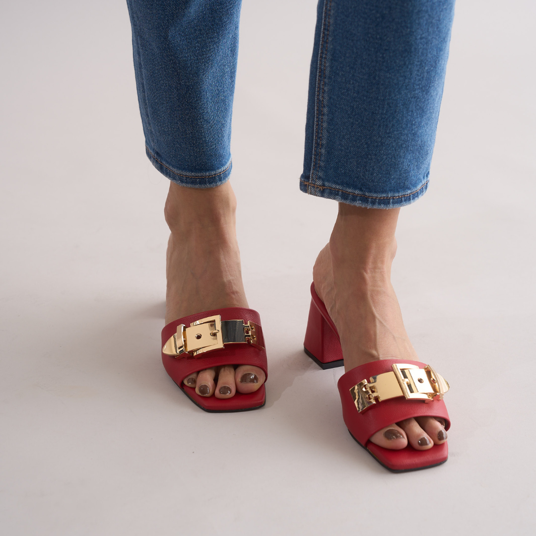 Sandalias Emy Rojas Hebilla Dorada