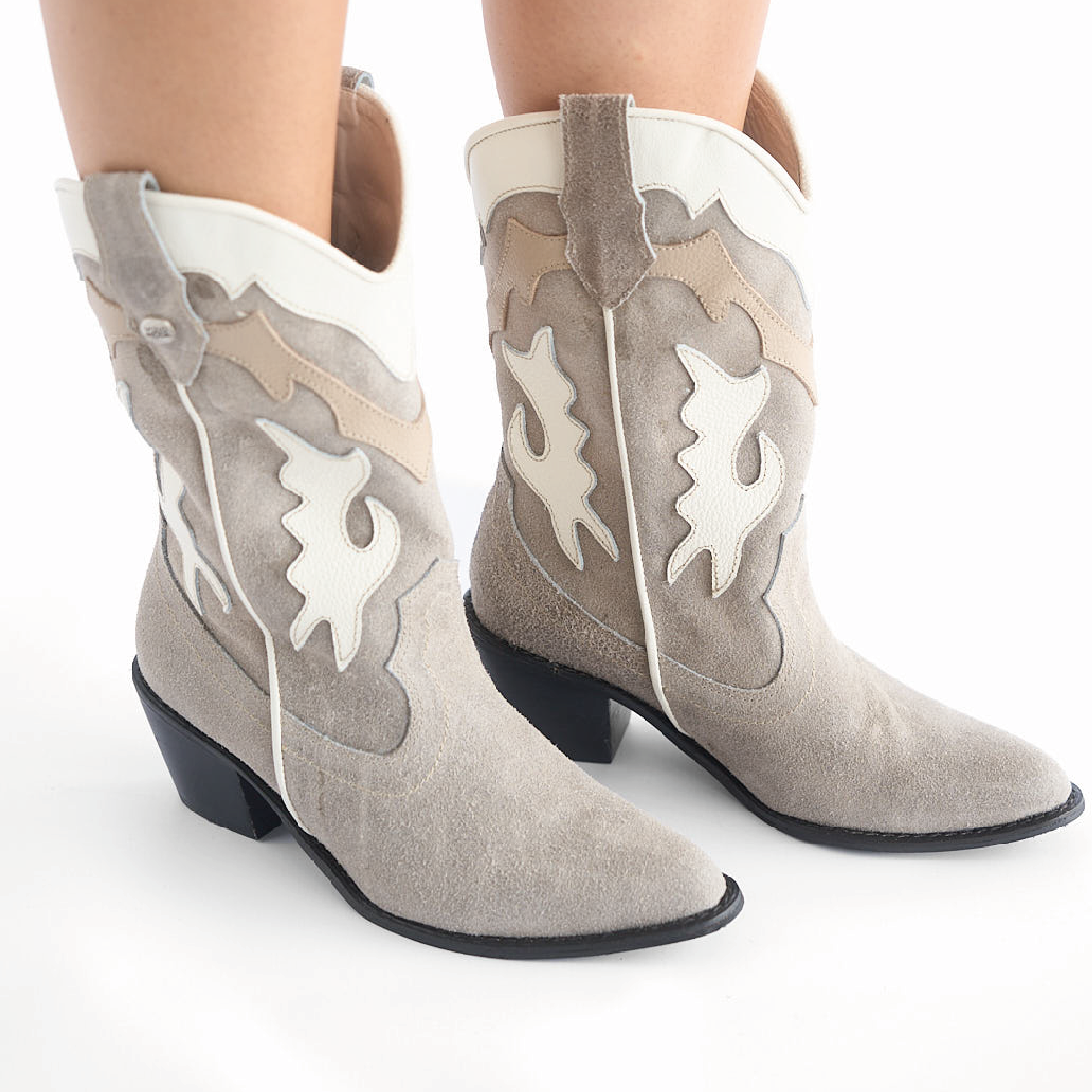 Botas Texanas de Gamuza Beige Vizio Moda