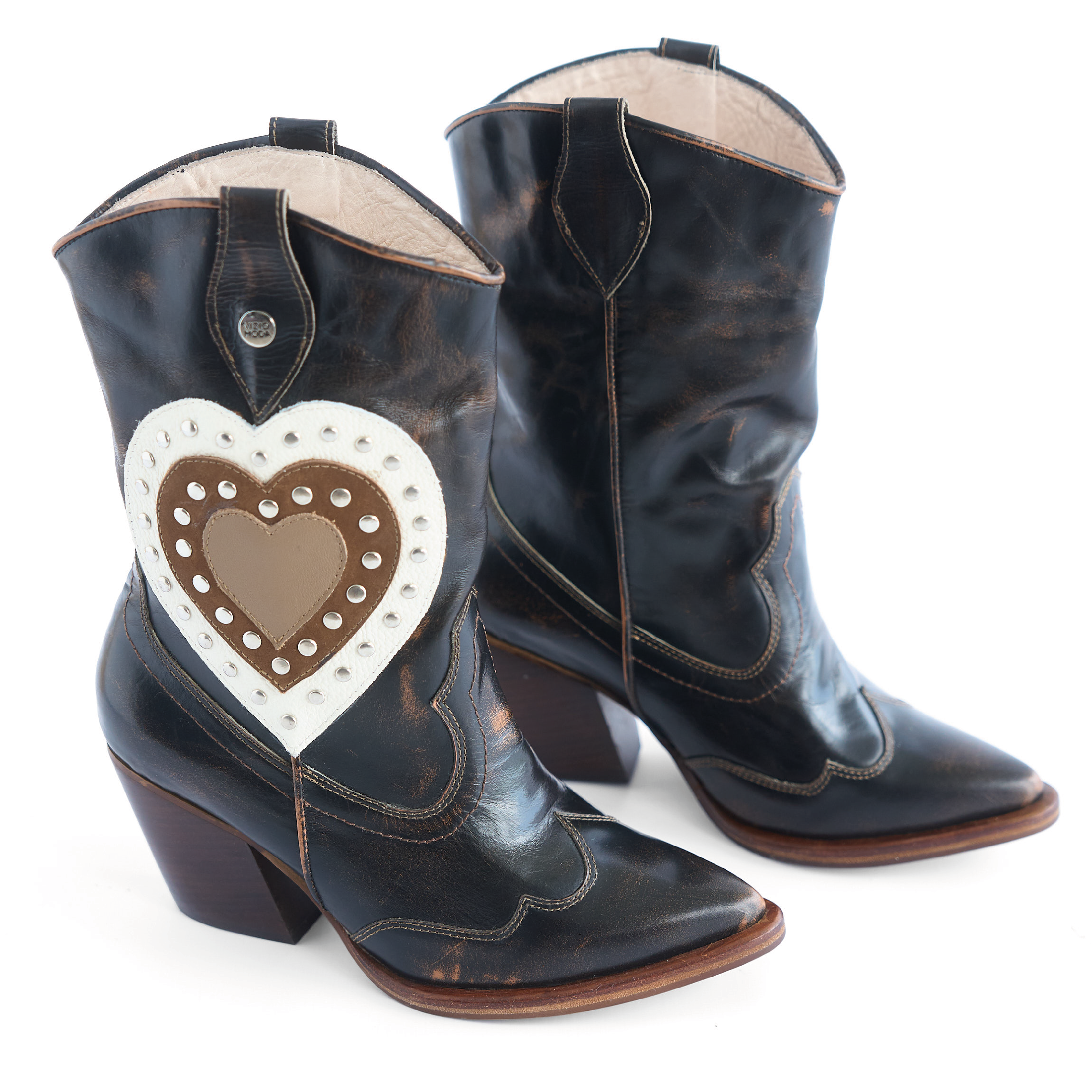 Botas Texanas de Cuero Negro con Aplique de Corazón Vizio Moda