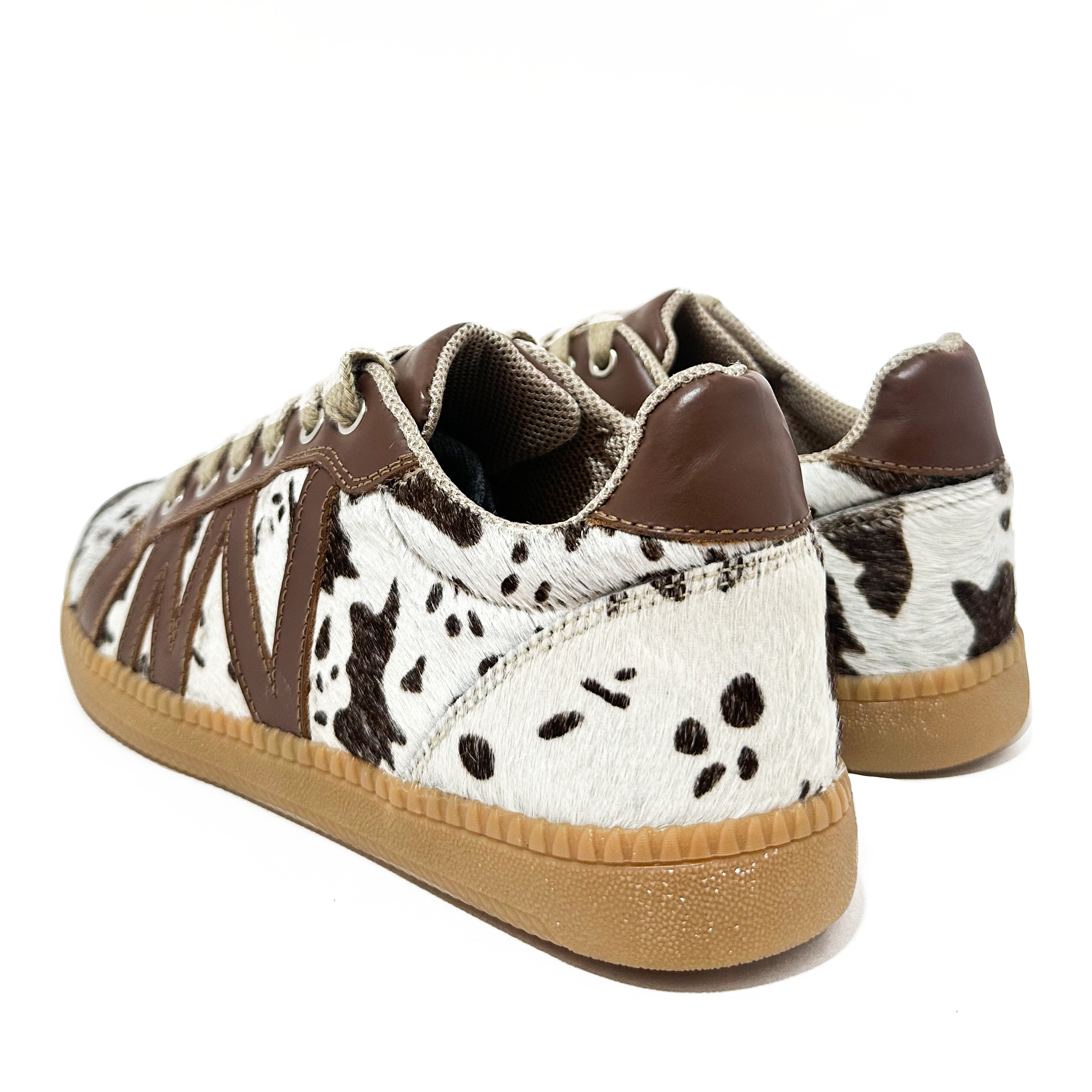 Tenis Livana