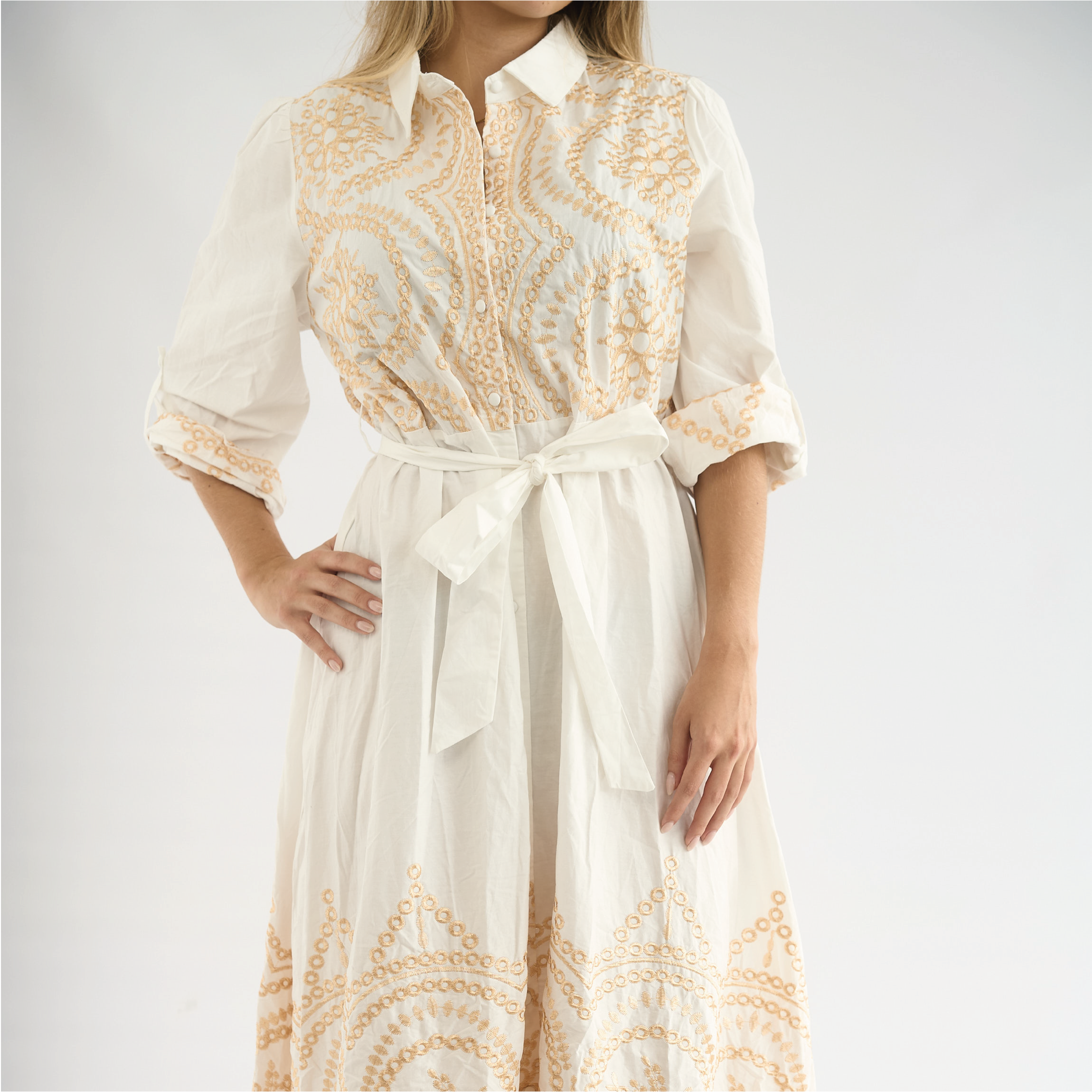 Vestido Blanco con Bordado Vizio Moda