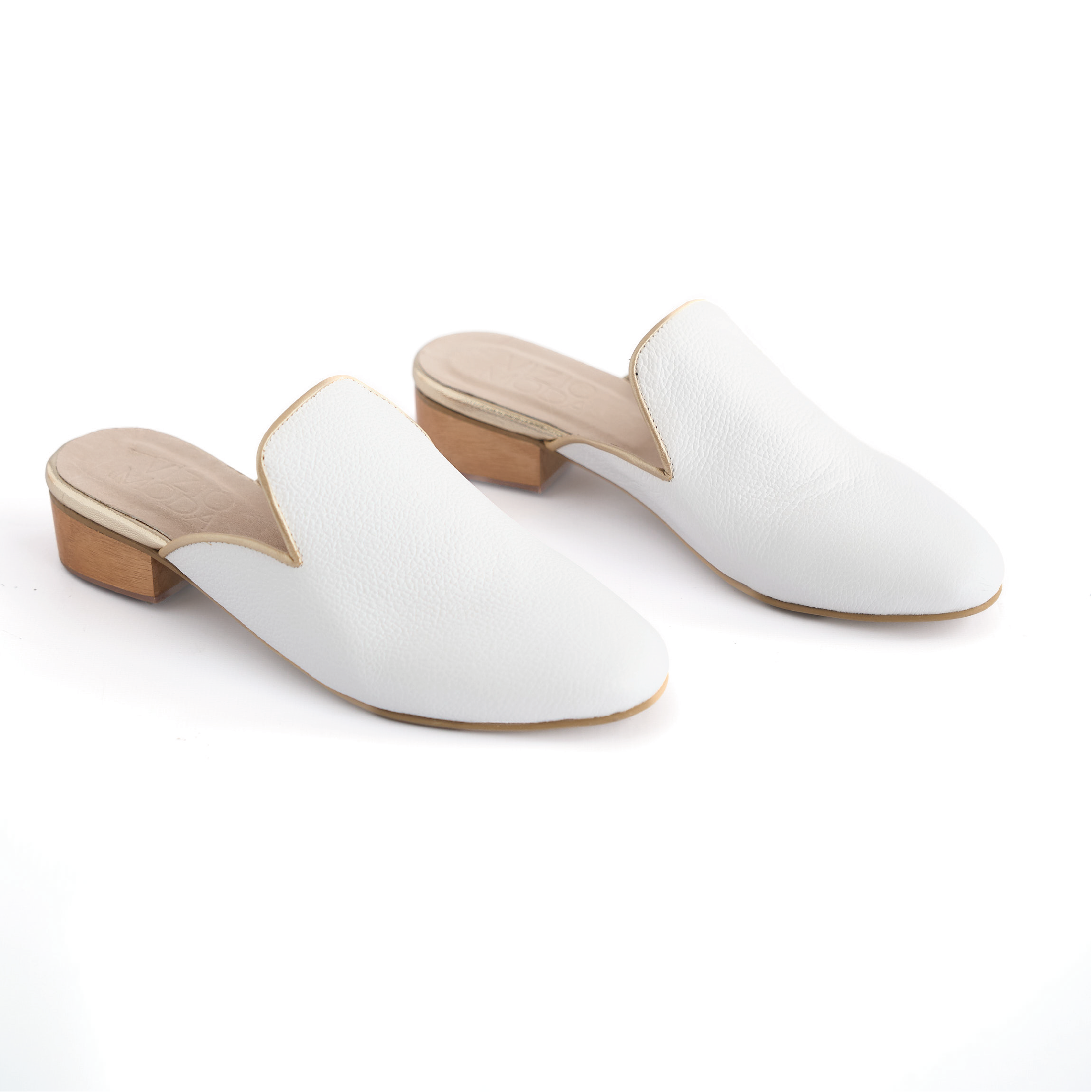 Mules en Cuero Blanco Vizio Moda