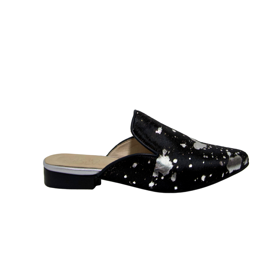 Zuecos Negros Machas Gris