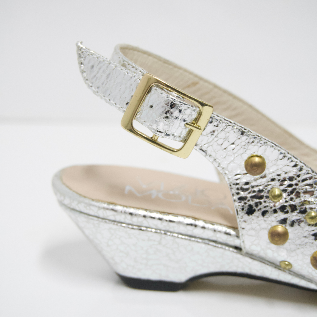 Sandalia Taches Plata